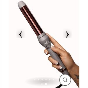 Curling wand with glove